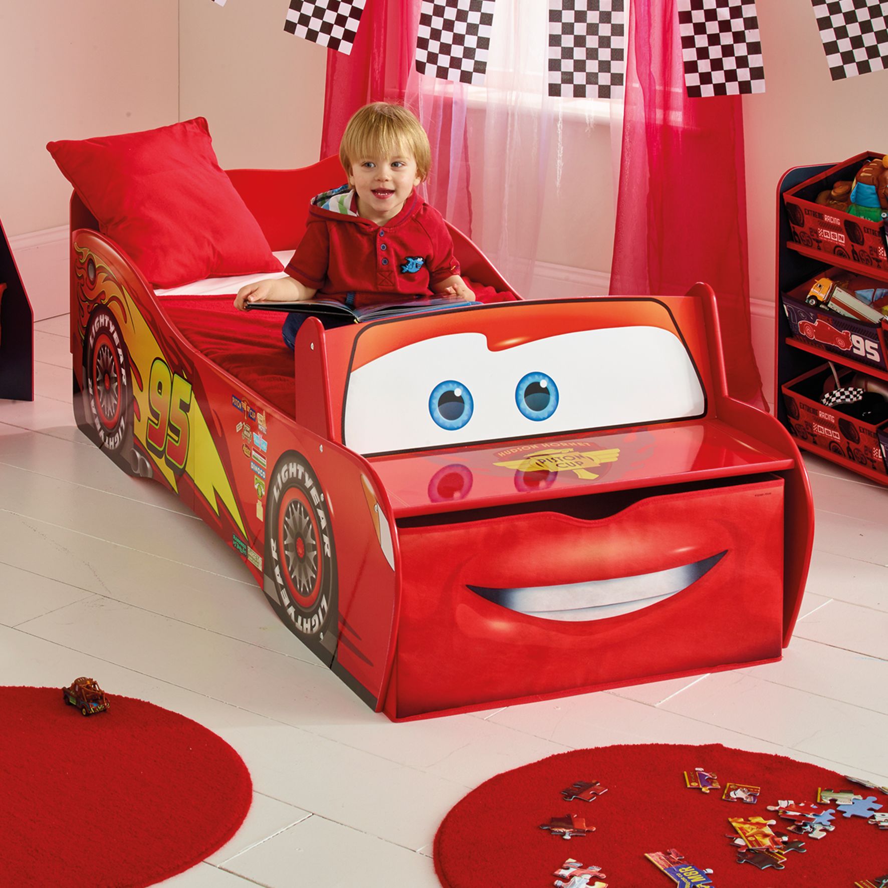 Disney / Pixar Cars Toddler Boy Lightning McQueen Extreme Racing