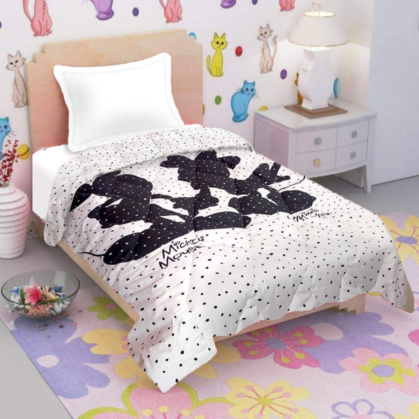 Cot and Candy Minnie Mouse 100% Cotton Story Comforter - Toddler Size ( 150 x 100 cms) - Reversible Design